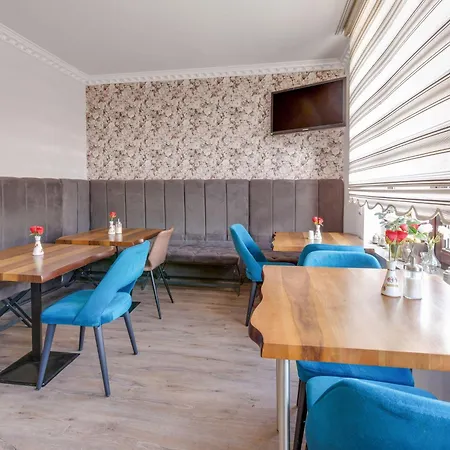 Cosy With Terrace * Oberhausen (North Rhine-Westphalia)